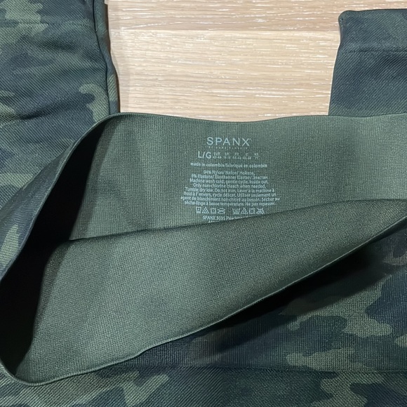 Spanx leggings - Picture 4 of 6